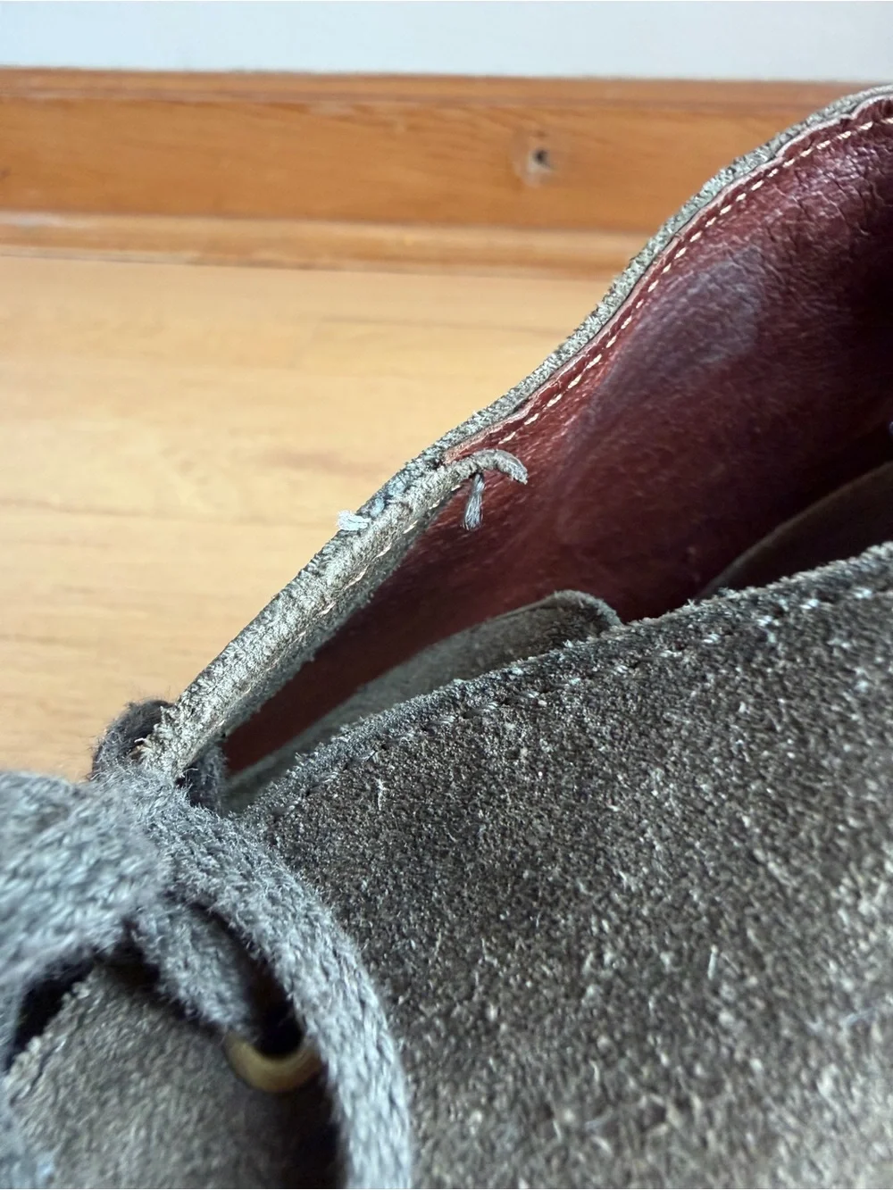 Clarks - Green Suede Chukka Desert Ankle Boots.